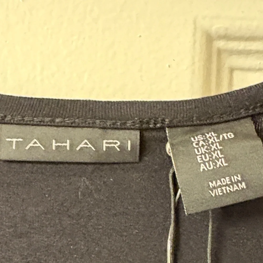 Tahari Short Sleeve Top with sheer v panel neckline - Picture 2 of 4